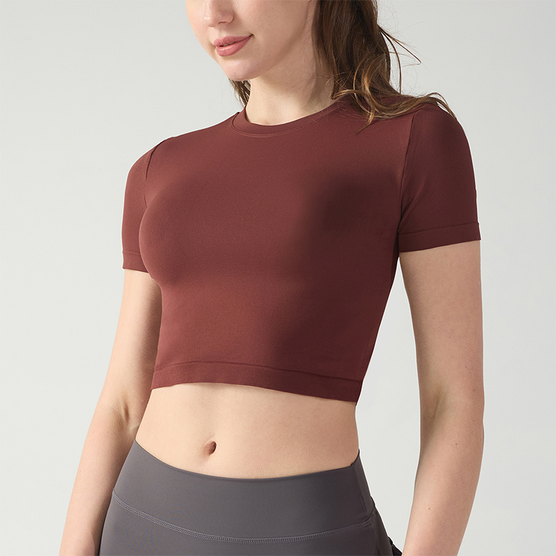 Спортивные короткие рукава Comfort Fit с круглым воротником