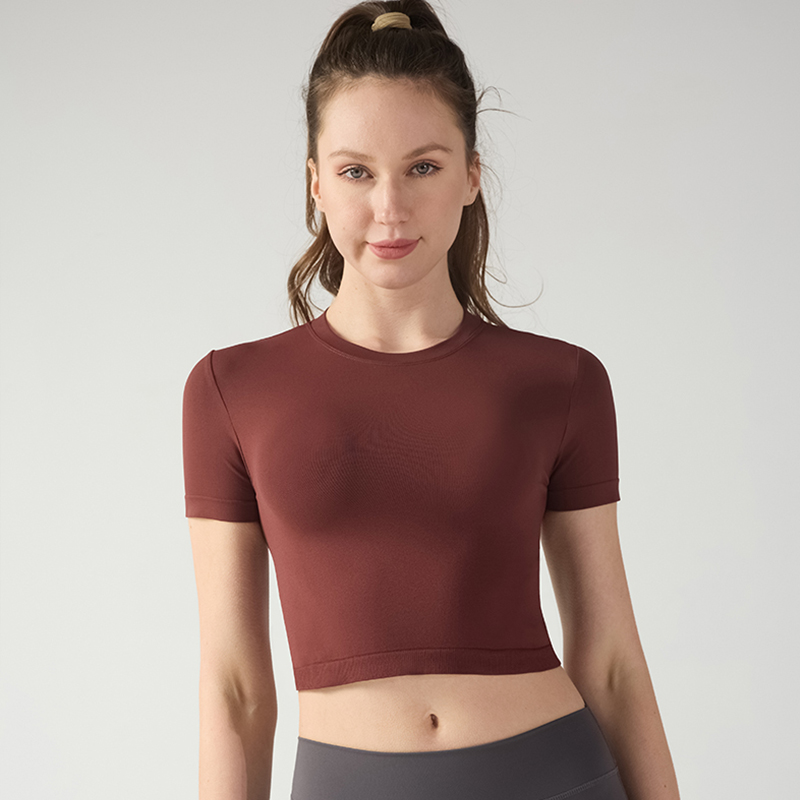 Спортивные короткие рукава Comfort Fit с круглым воротником